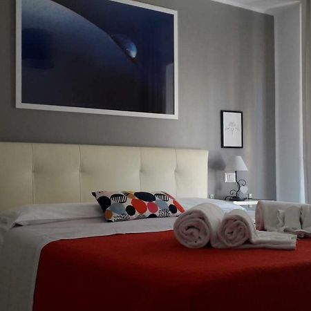 Domus Raffaello Bed & Breakfast Rome Exterior photo
