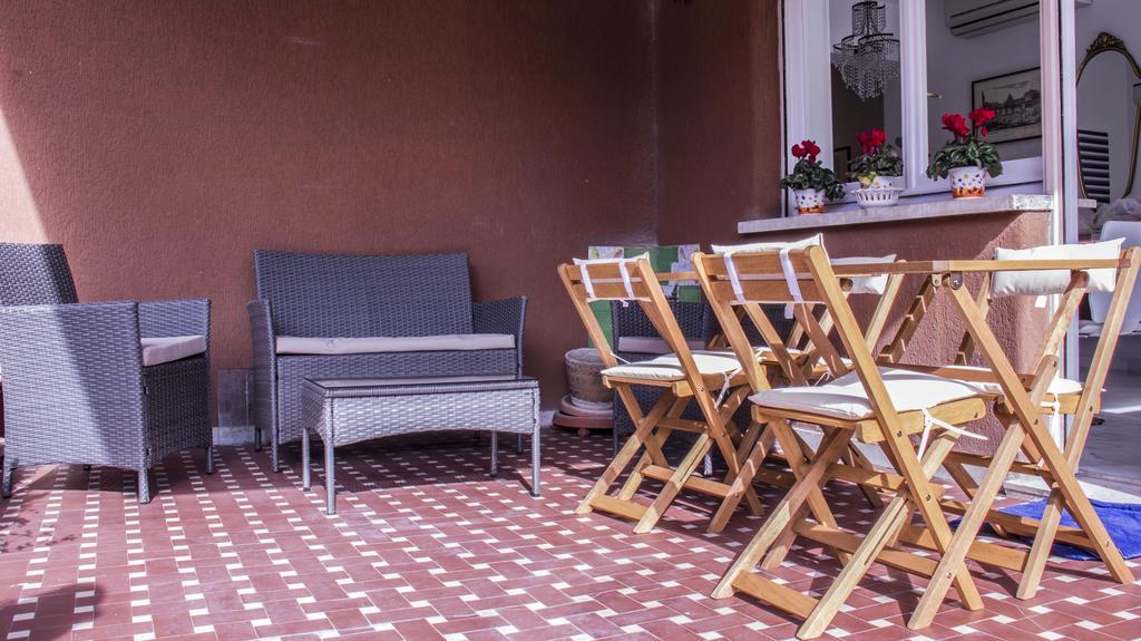 Domus Raffaello Bed & Breakfast Rome Exterior photo