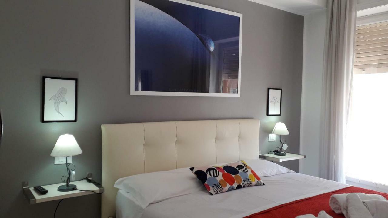 Domus Raffaello Bed & Breakfast Rome Exterior photo