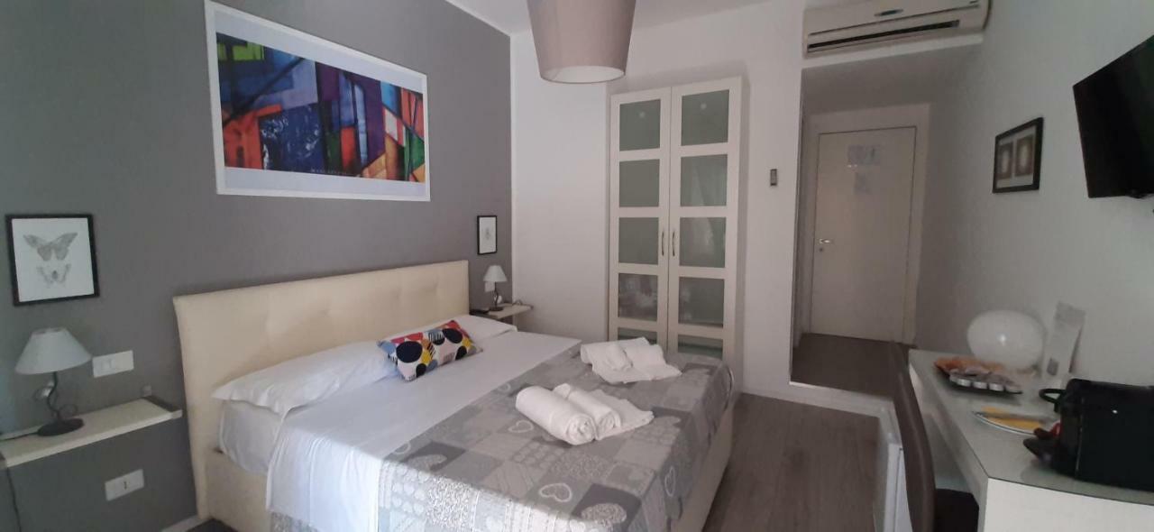 Domus Raffaello Bed & Breakfast Rome Exterior photo